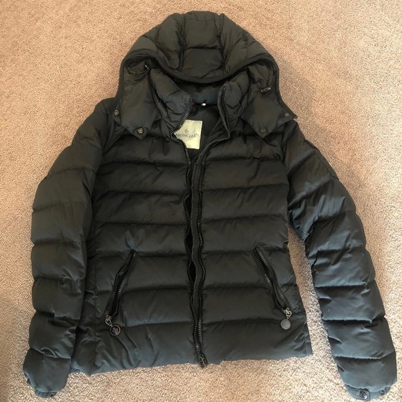 matte puffer